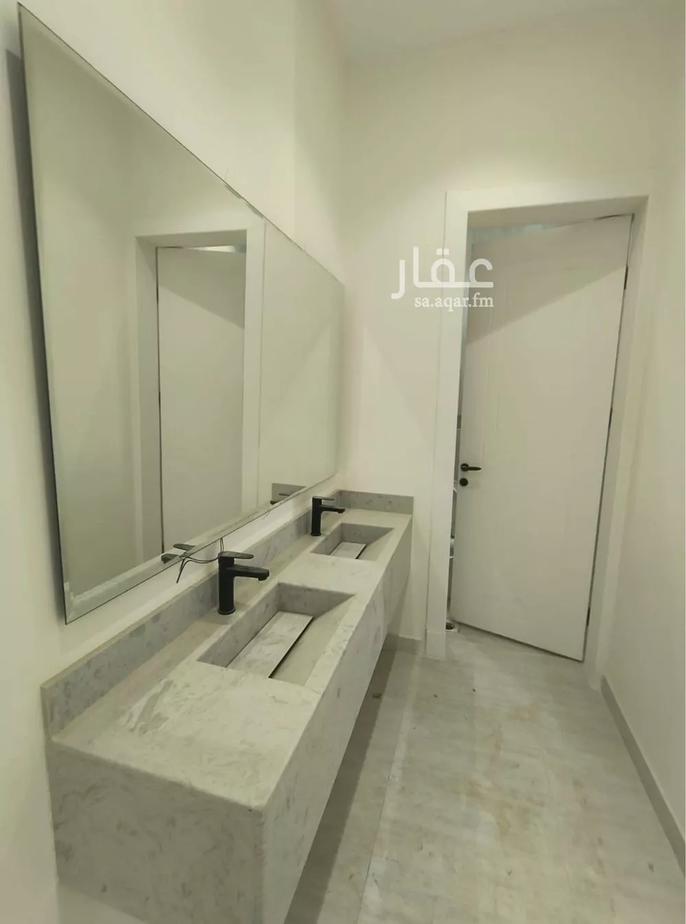 5 bedroom floor in Dahiat Namar 12