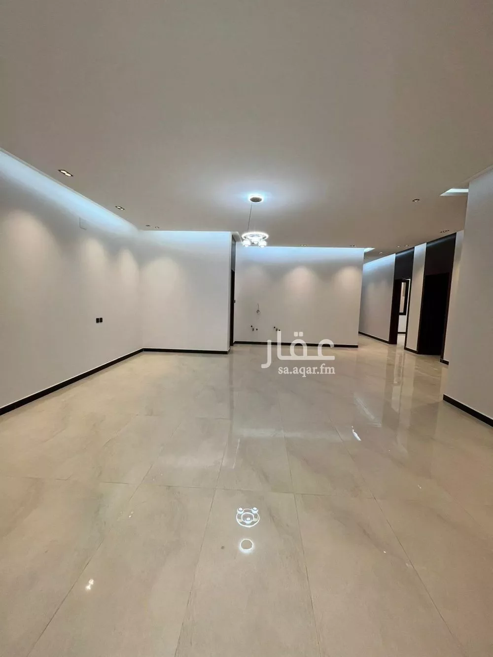5 bedroom floor in Dahiat Namar 18