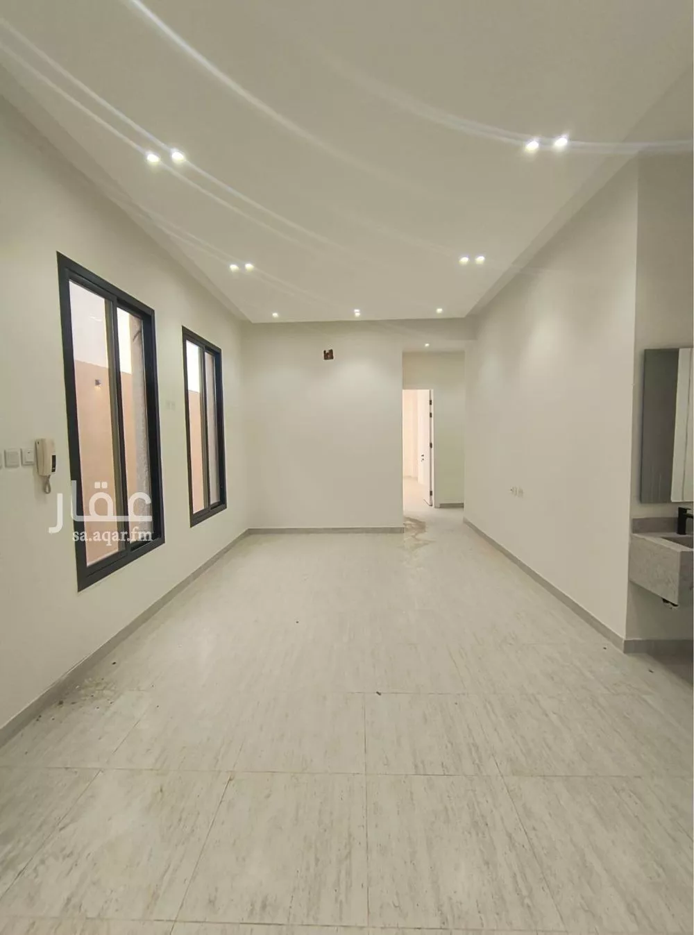 5 bedroom floor in Dahiat Namar 10