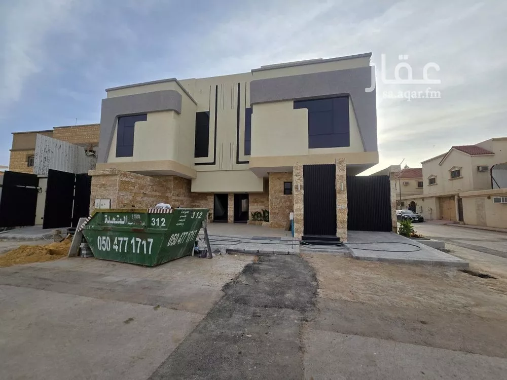 3 bedroom floor in Al Zahrah 2