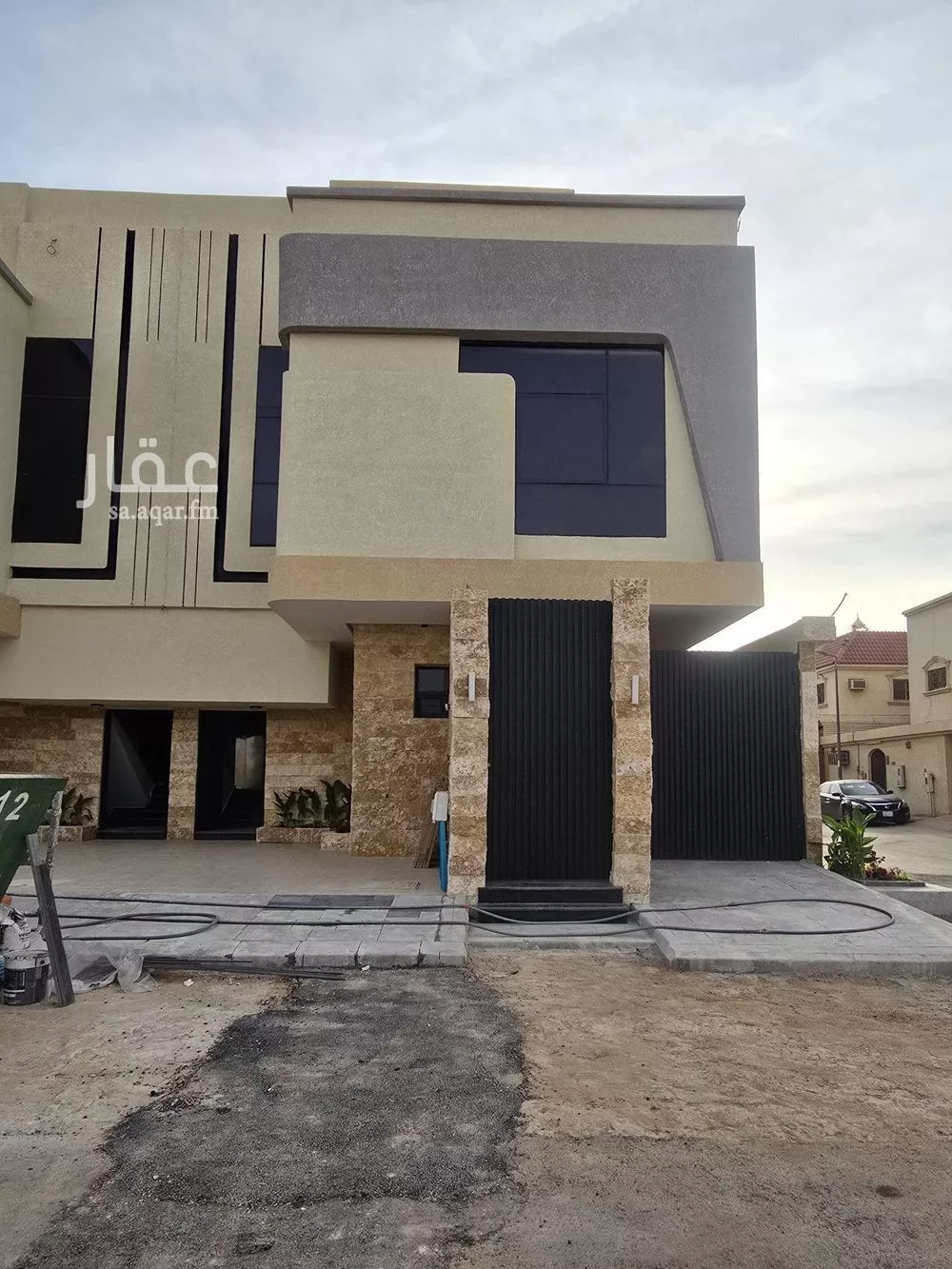 3 bedroom floor in Al Zahrah 6