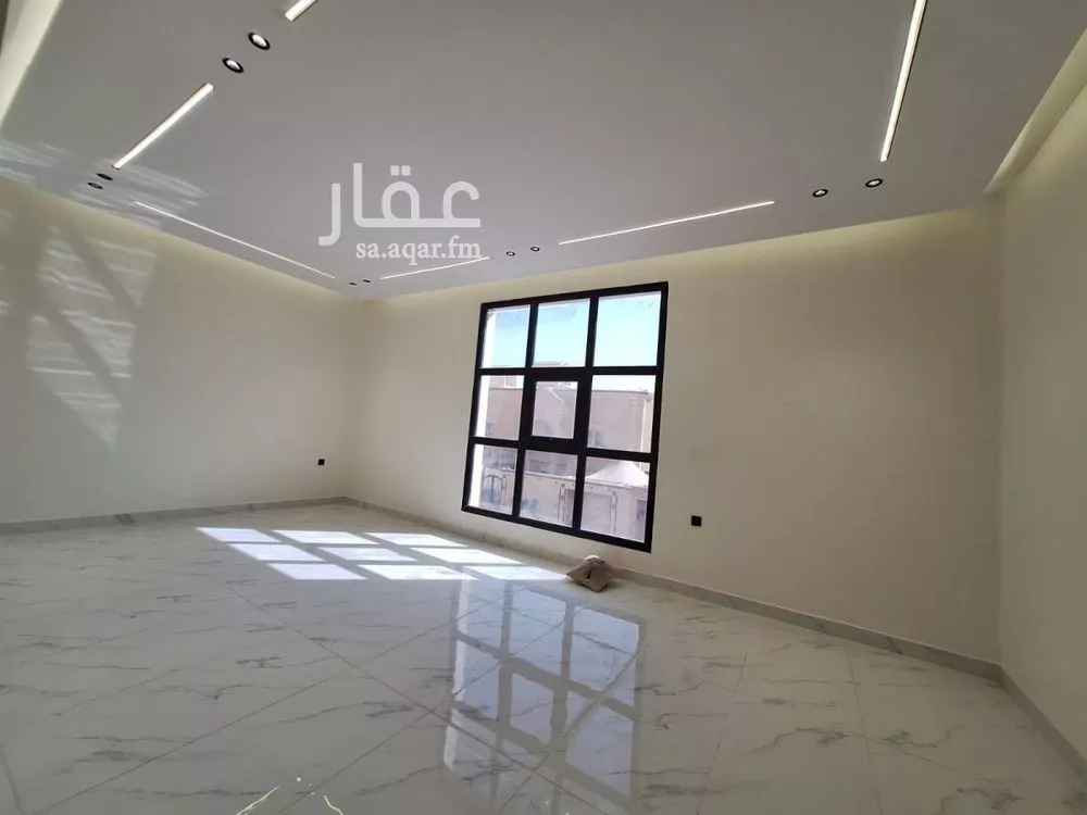 5 bedroom floor in Al Munsiyah 2