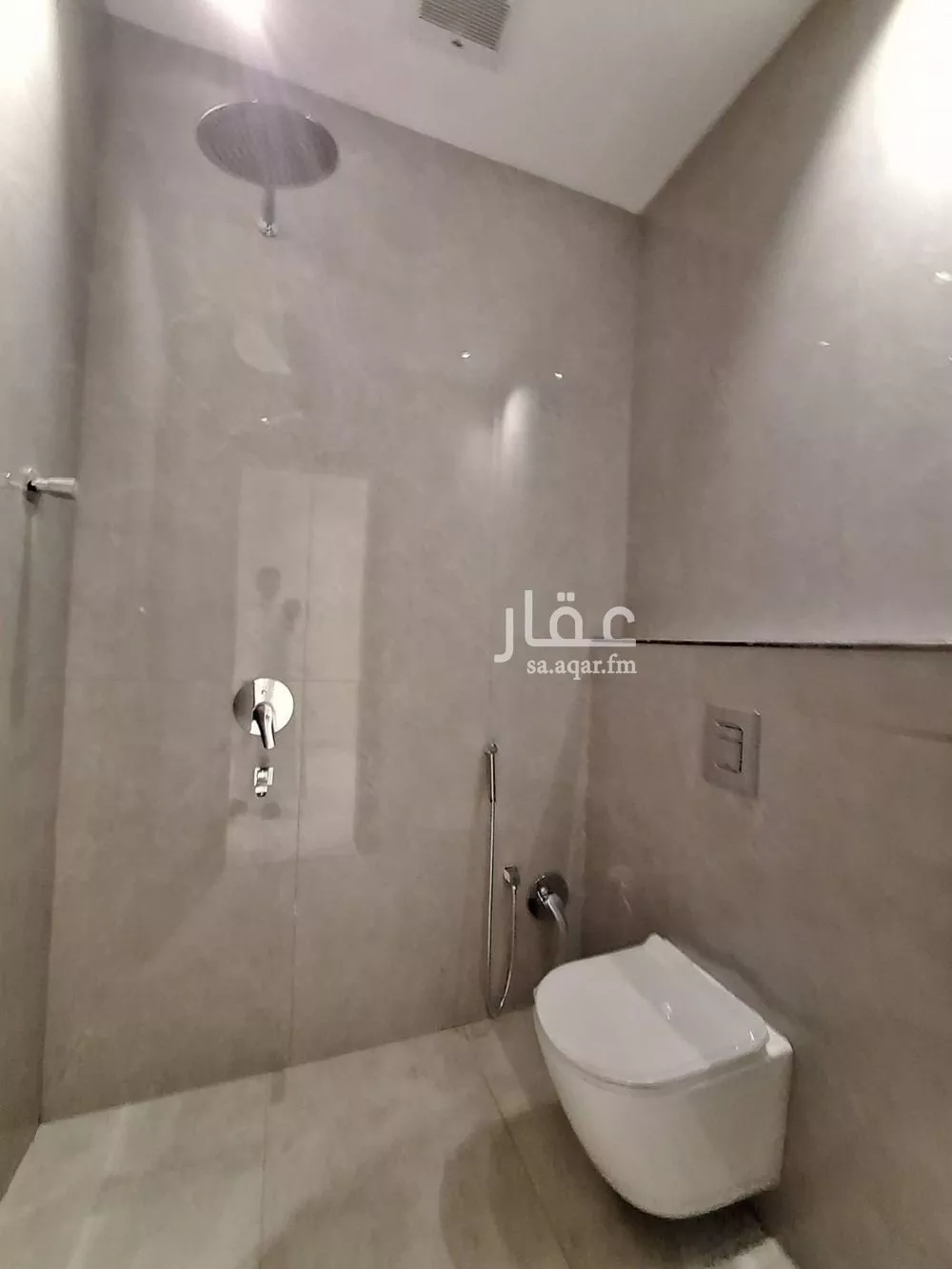5 bedroom floor in Al Munsiyah 8