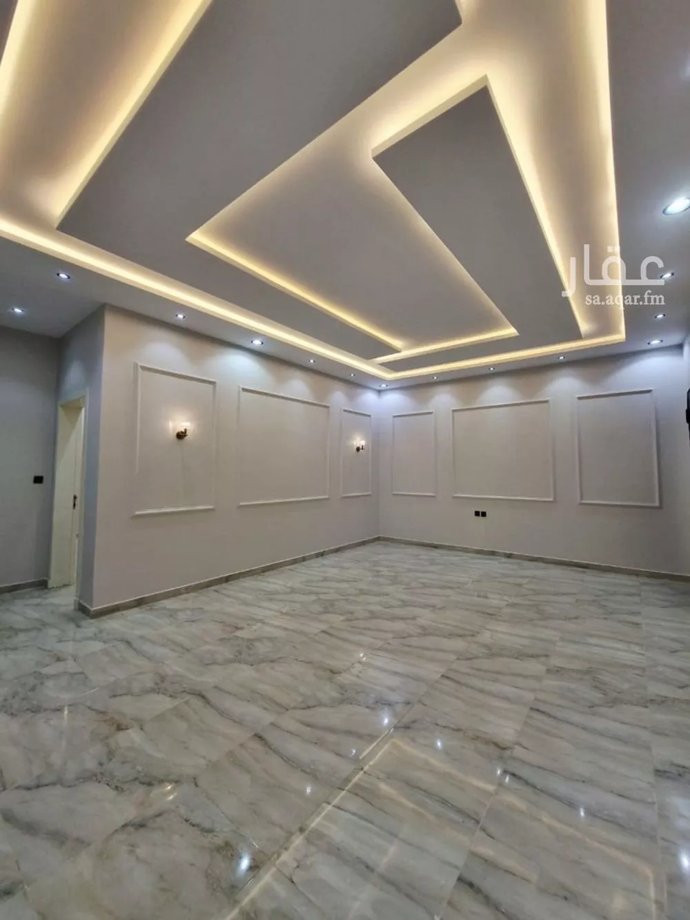 4 bedroom floor in Tuwaiq 2