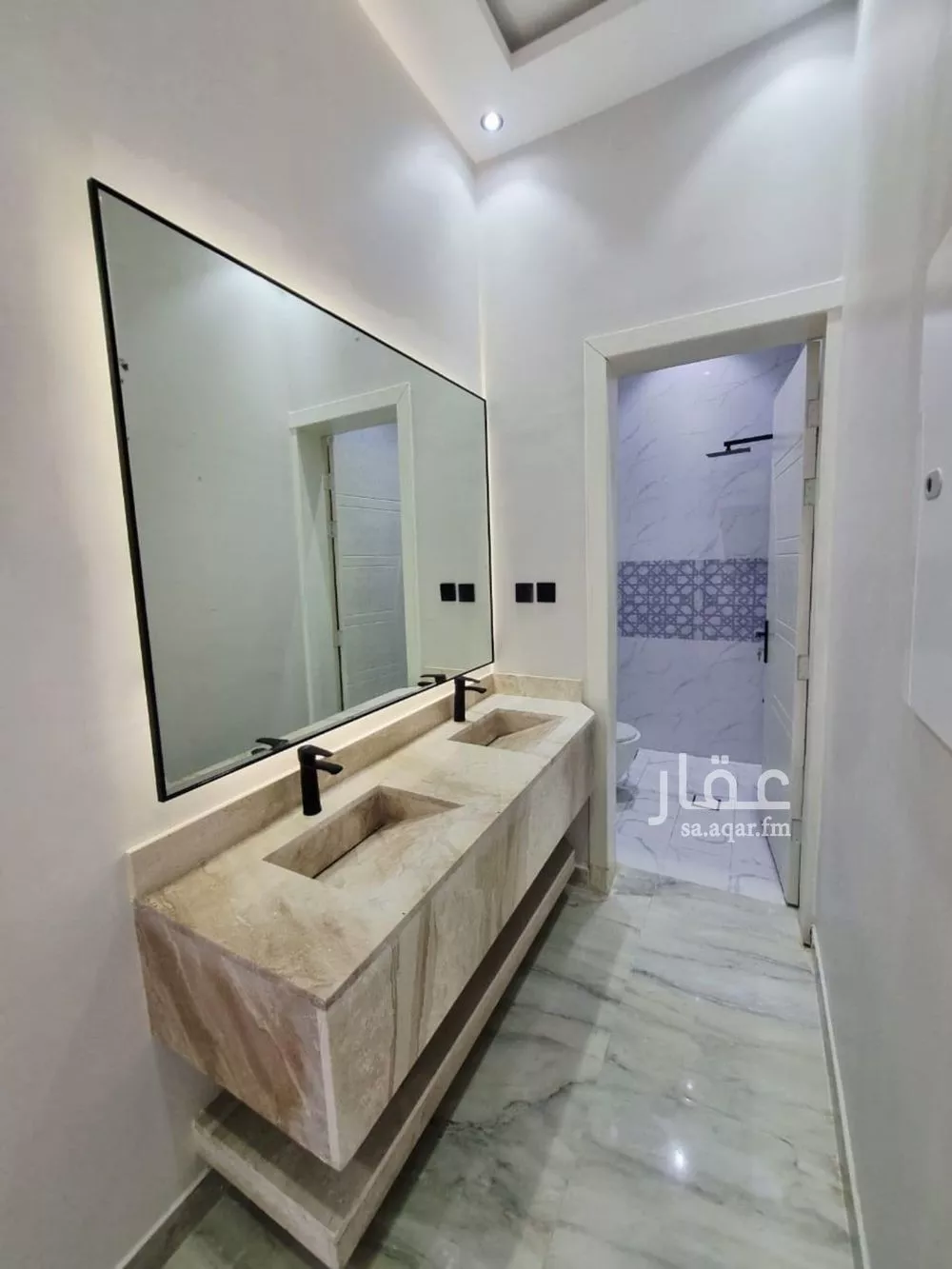 4 bedroom floor in Tuwaiq 16