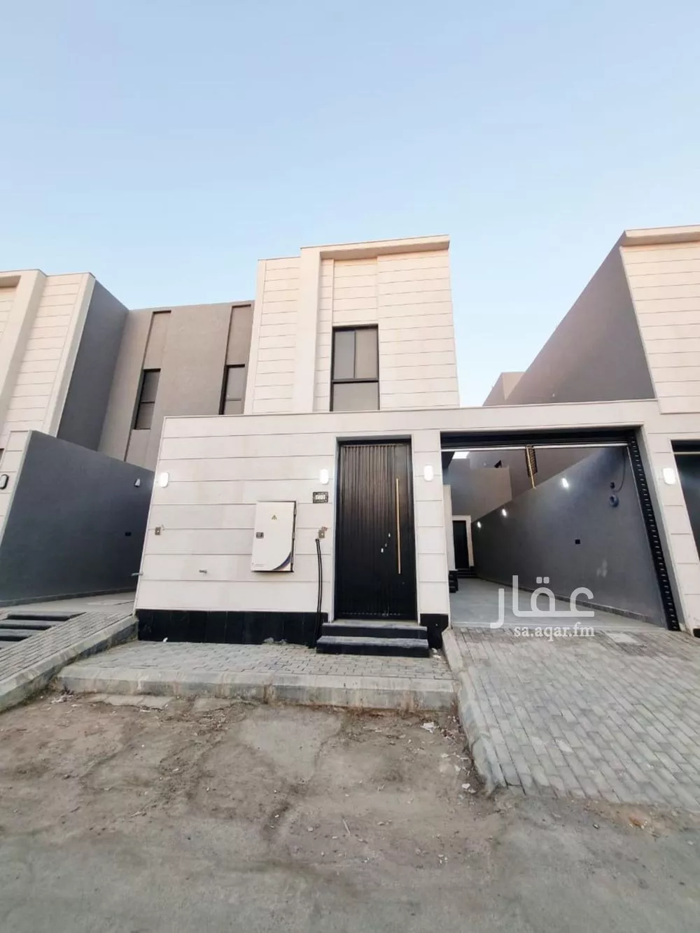 4 bedroom floor in Tuwaiq 9