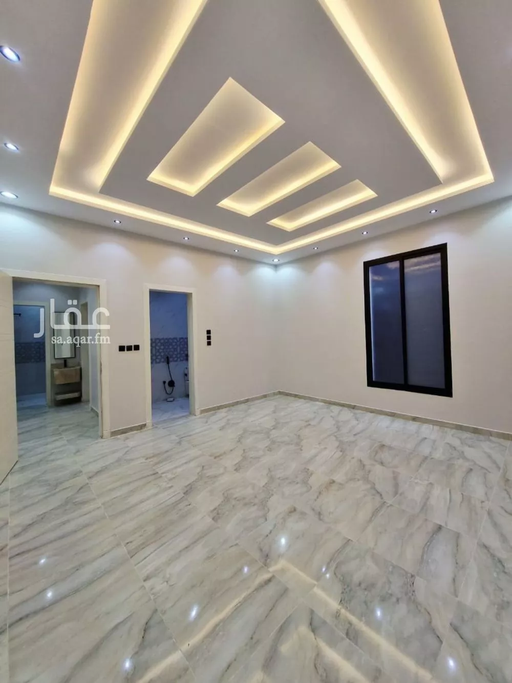 4 bedroom floor in Tuwaiq 10
