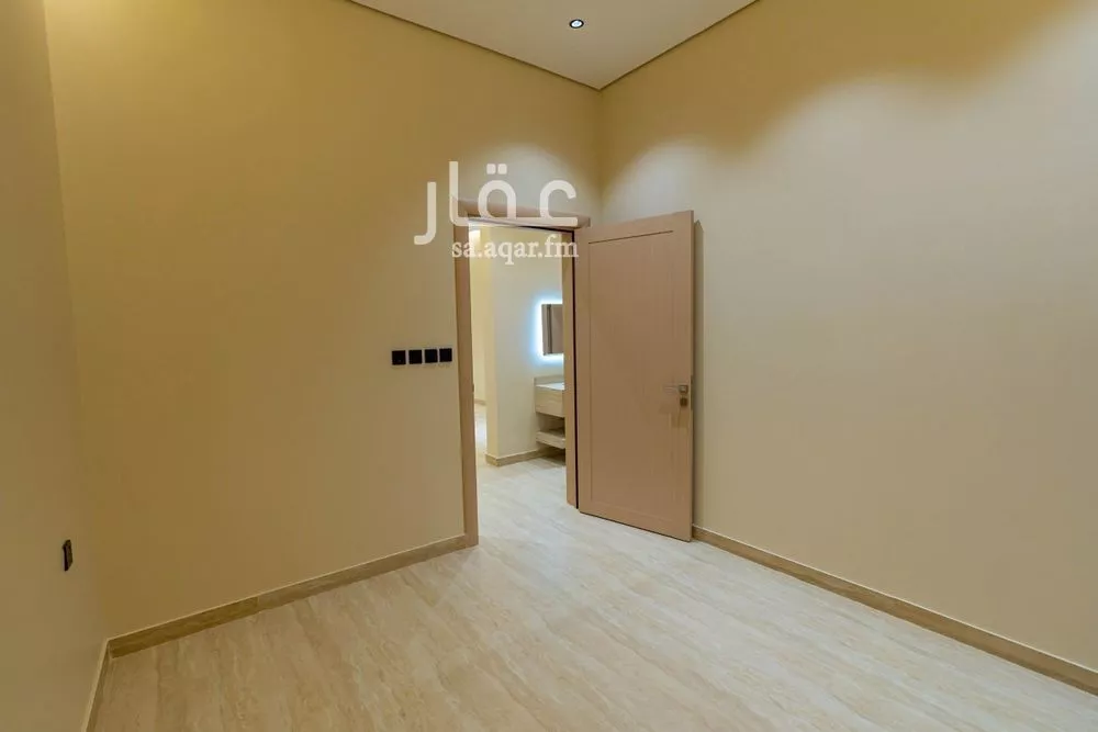 3 bedroom floor in Al Marwa 15