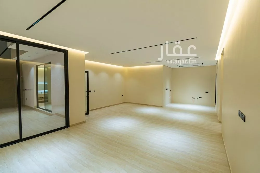 3 bedroom floor in Al Marwa 17