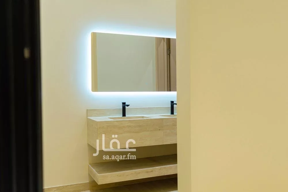 3 bedroom floor in Al Marwa 6