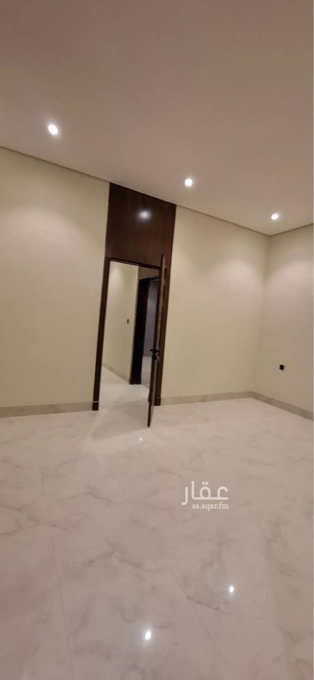 5 bedroom floor in Al Janadriyah 6