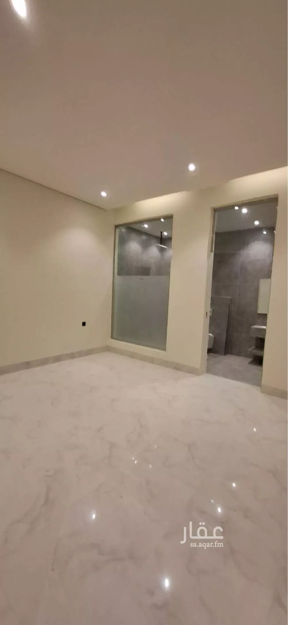 5 bedroom floor in Al Janadriyah 7