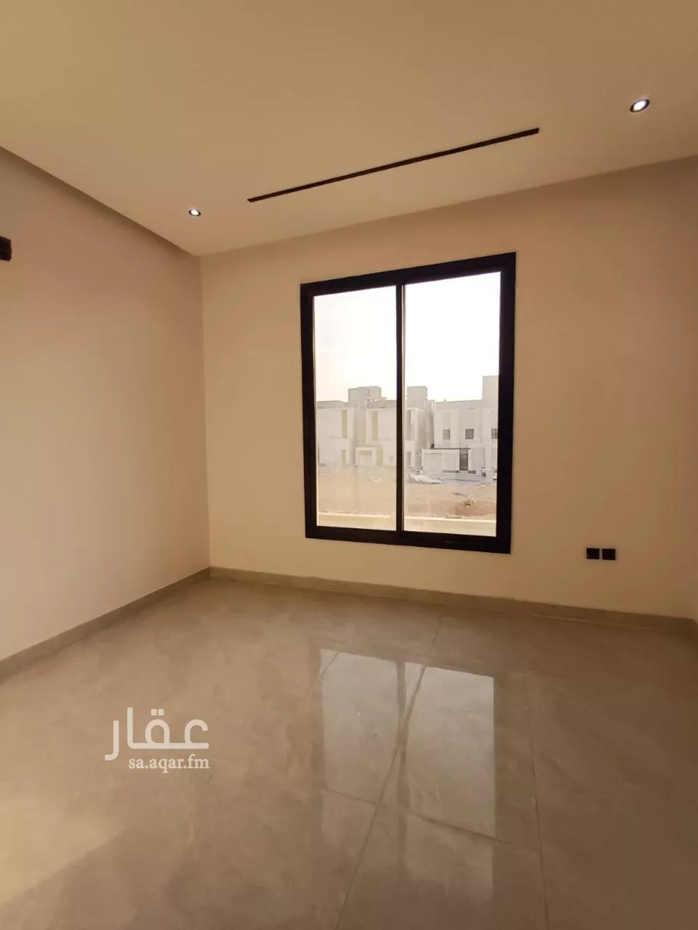 دور 5 غرف في الرمال 7