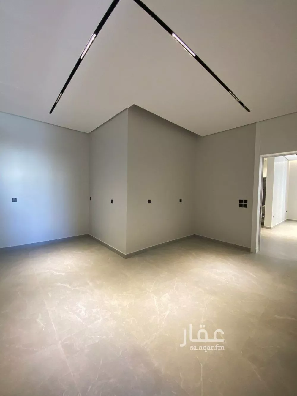 دور 4 غرف في النرجس 15
