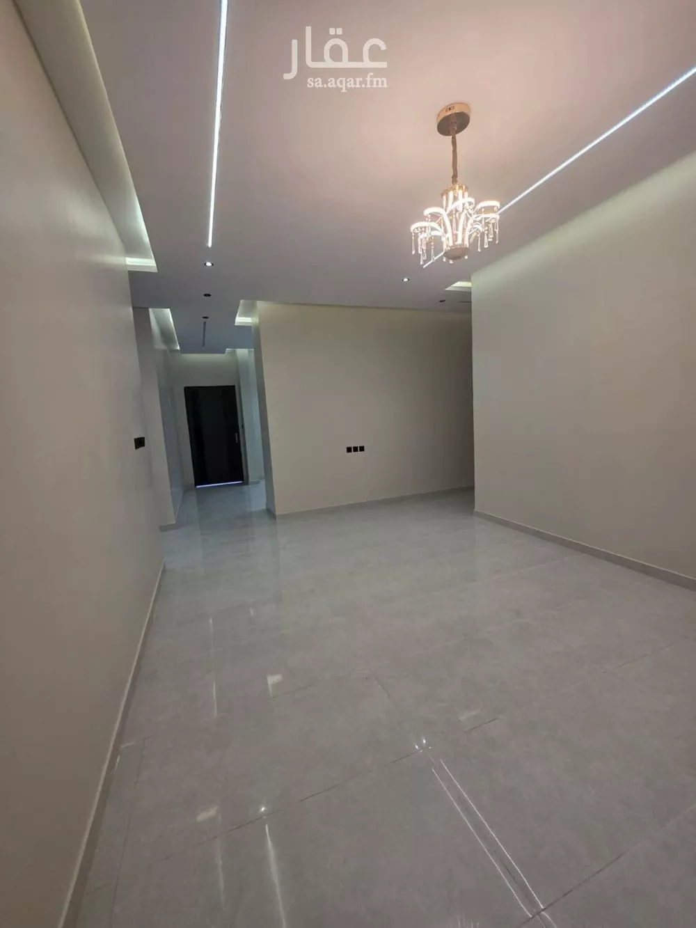6 bedroom floor in Dahiat Namar 18
