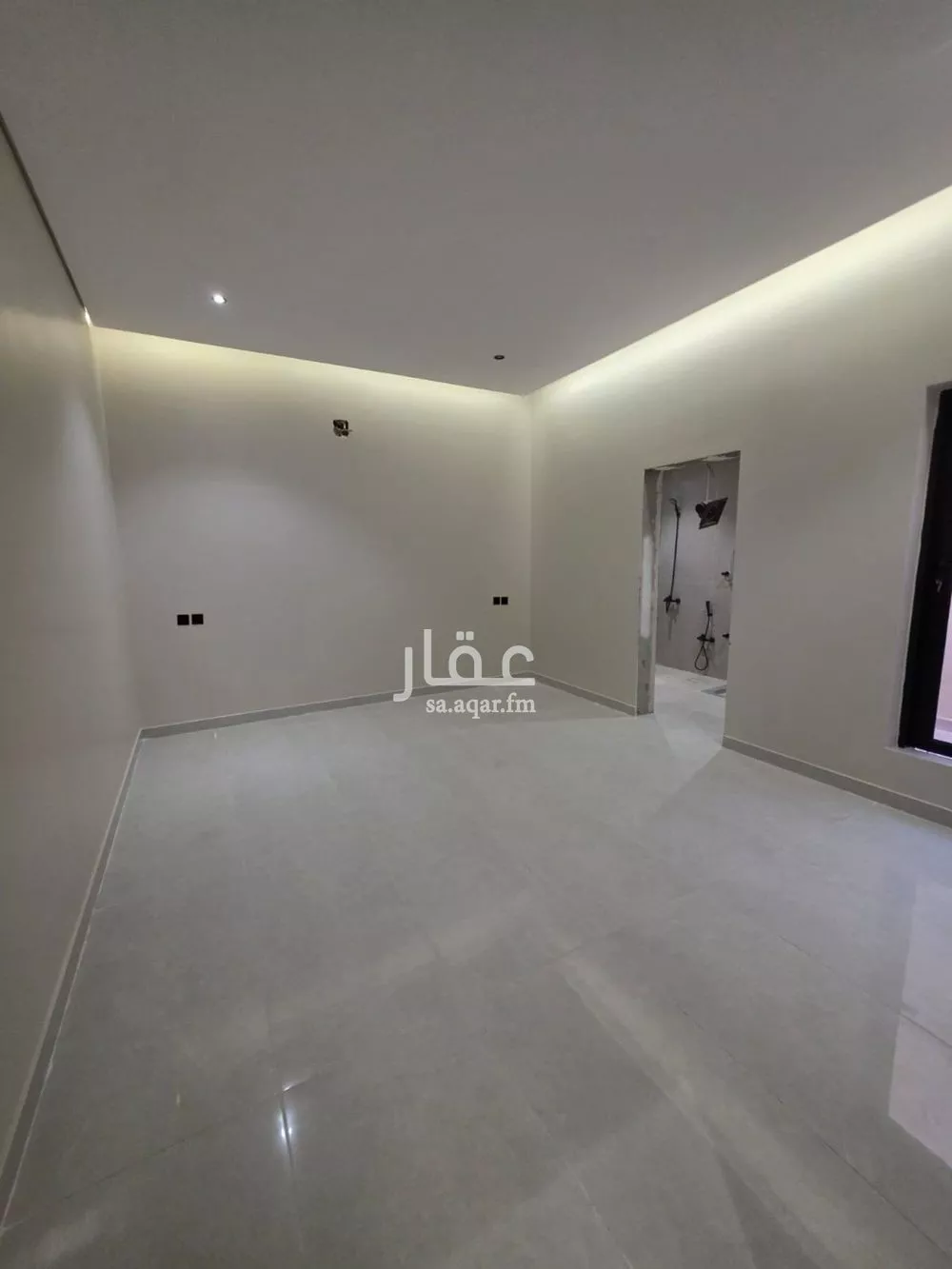 6 bedroom floor in Dahiat Namar 19