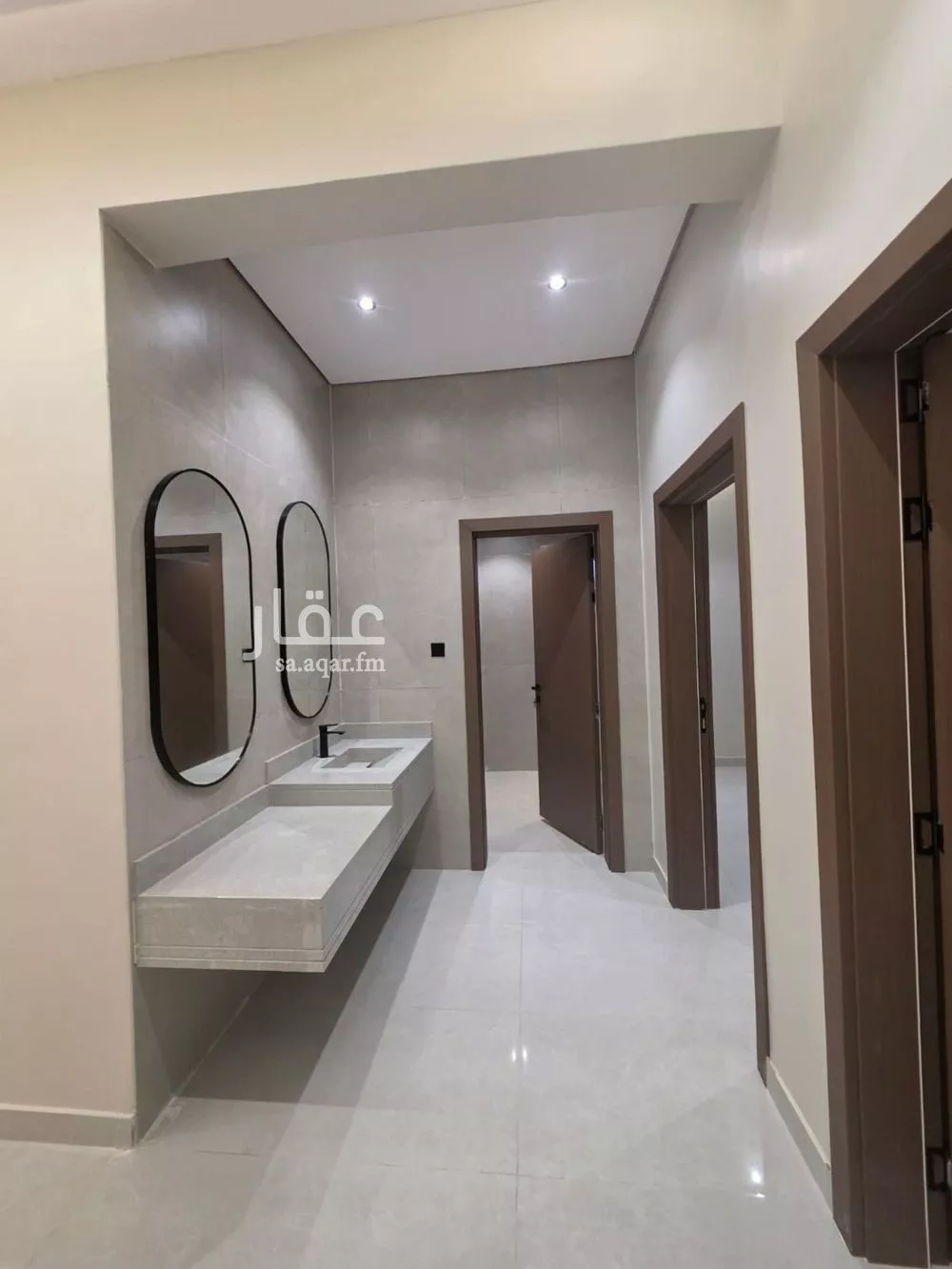 6 bedroom floor in Dahiat Namar 21