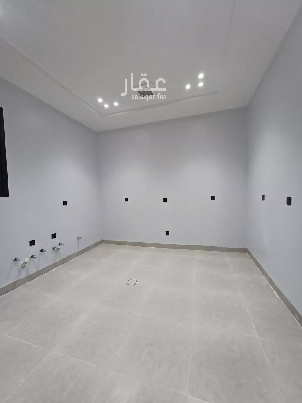 3 bedroom floor in Tuwaiq 10