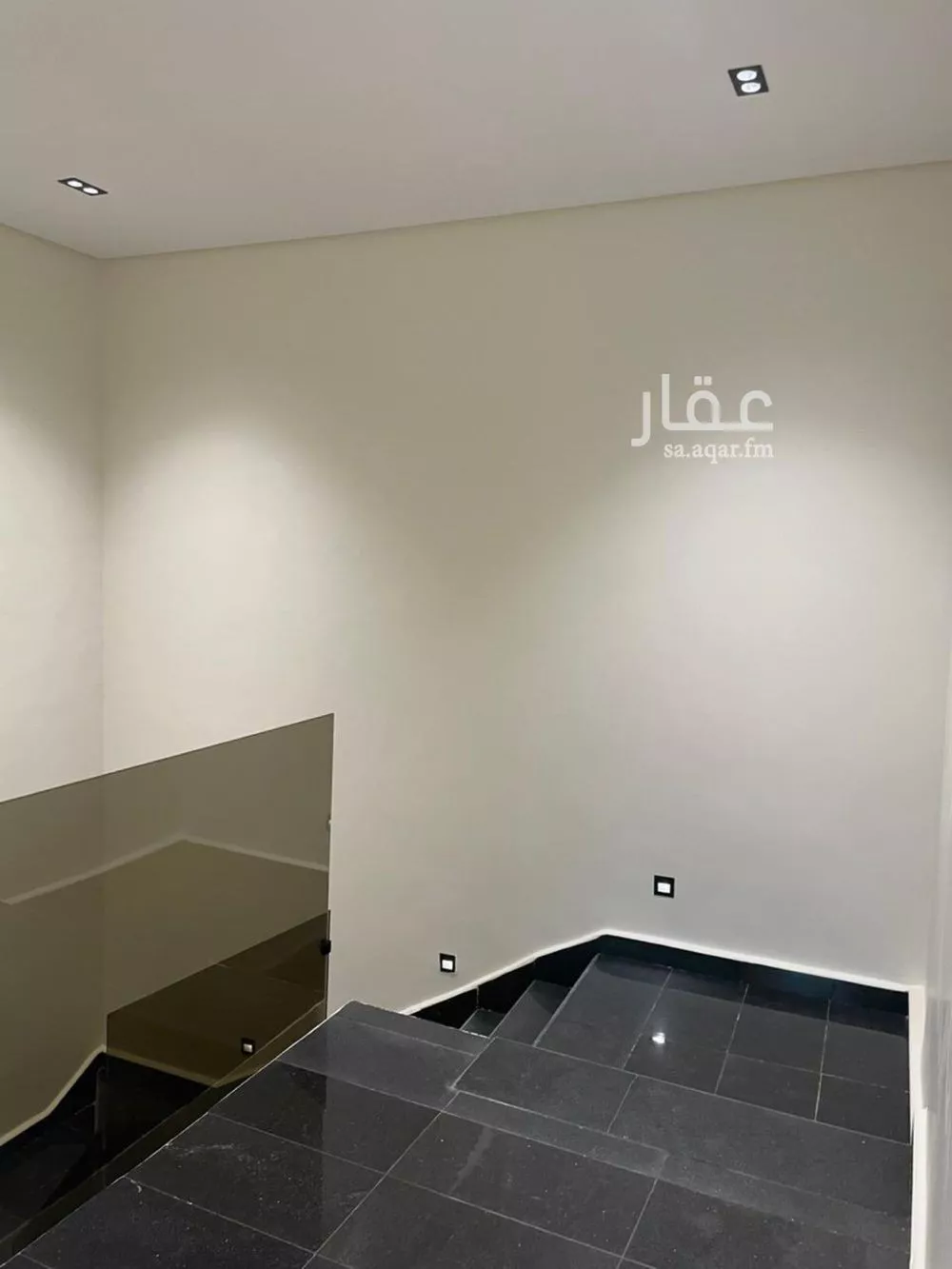 دور 3 غرف في الزهرة 9