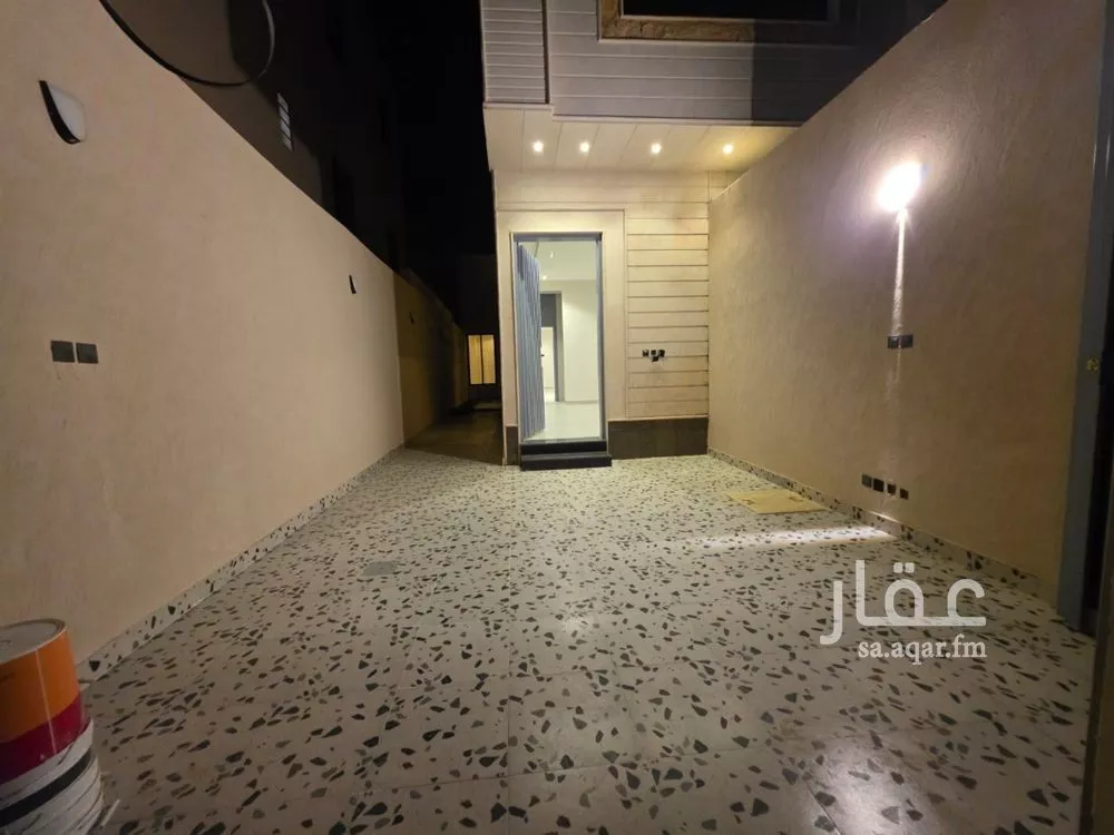 4 bedroom floor in Badr 3