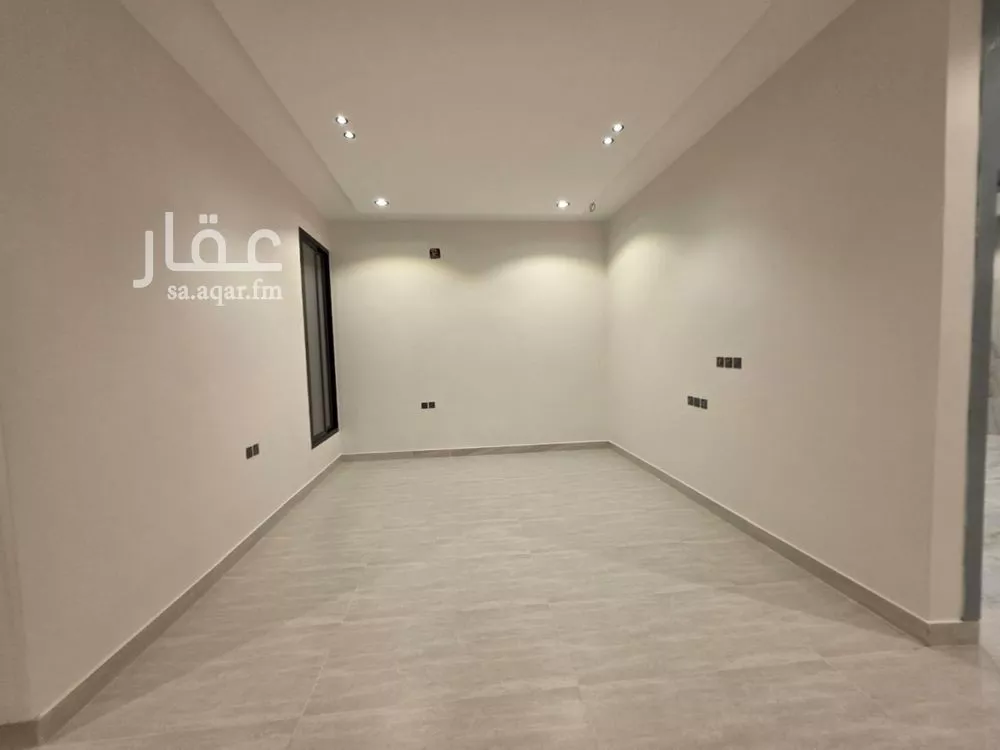4 bedroom floor in Badr 7
