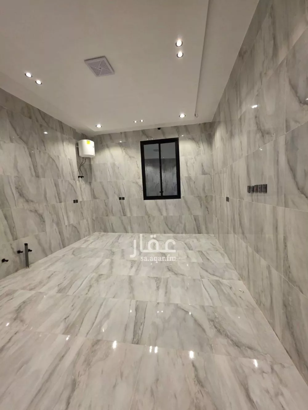 4 bedroom floor in Badr 9