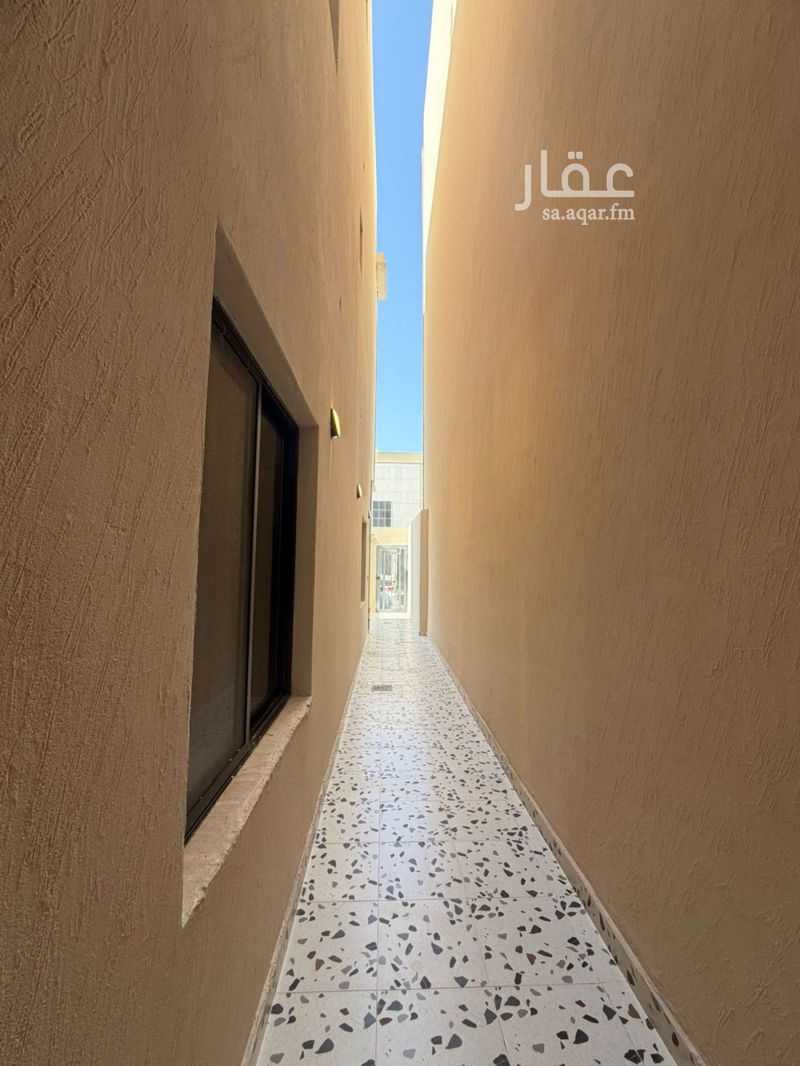 3 bedroom floor in Al Qadisiyah 2