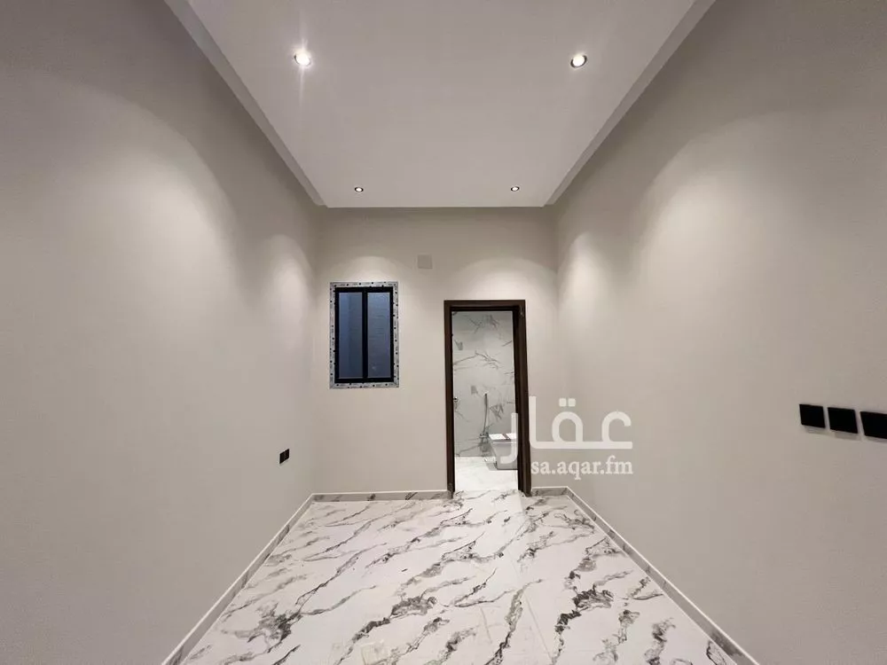 5 bedroom floor in Badr 3