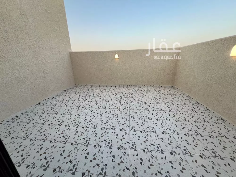 5 bedroom floor in Badr 7