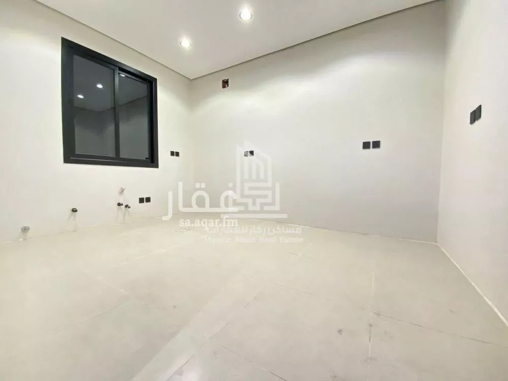 دور 4 غرف في الروابي 10