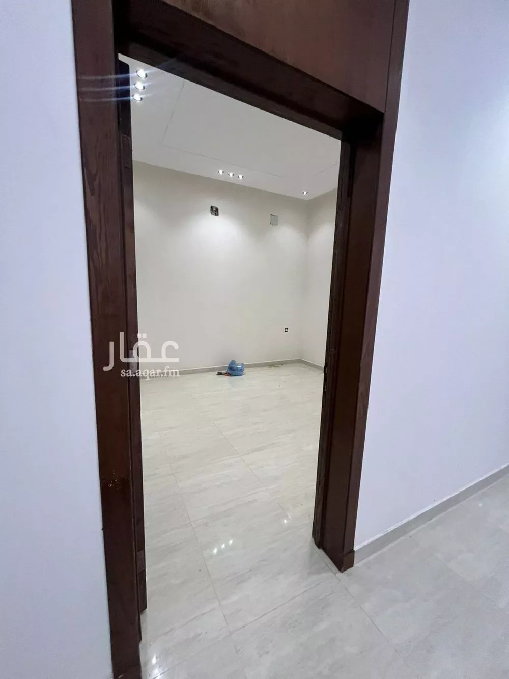 3 bedroom floor in Al Hazm 7
