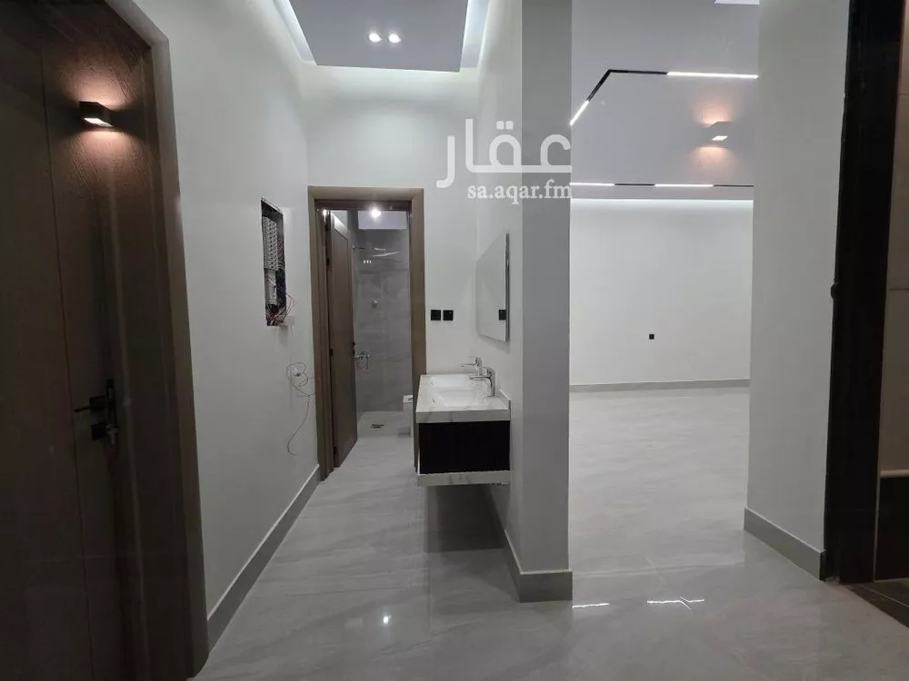 دور 5 غرف في الشرق 21