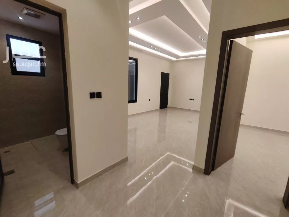 3 bedroom floor in Badr 15