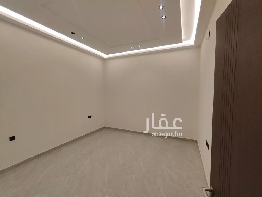 3 bedroom floor in Badr 7