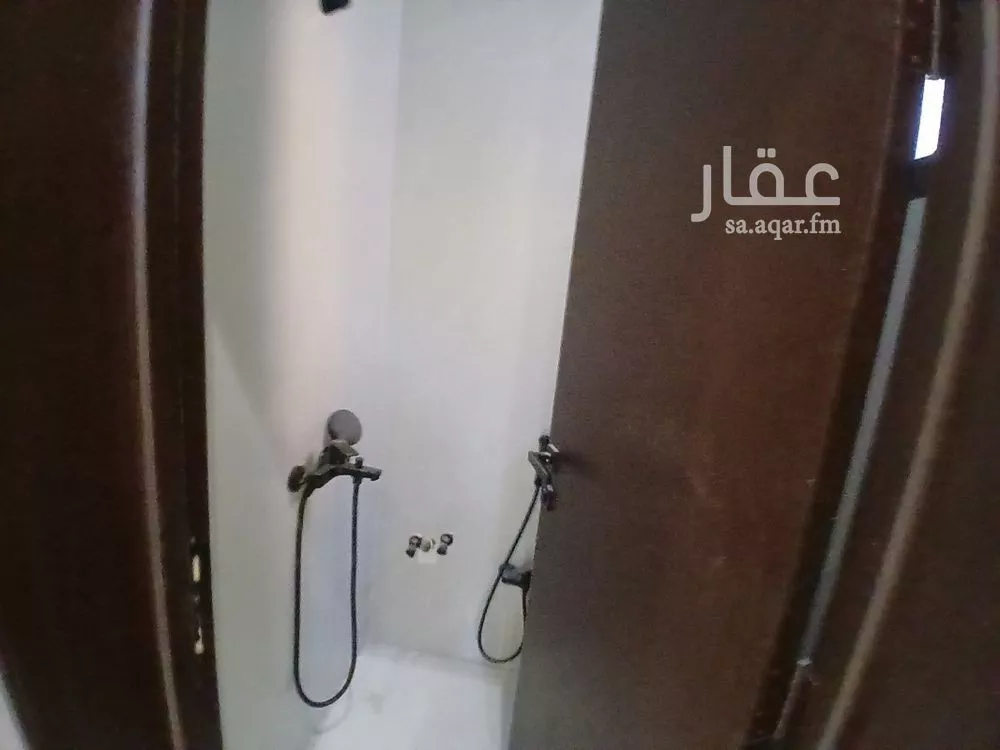 3 bedroom floor in As Suwaidi 11