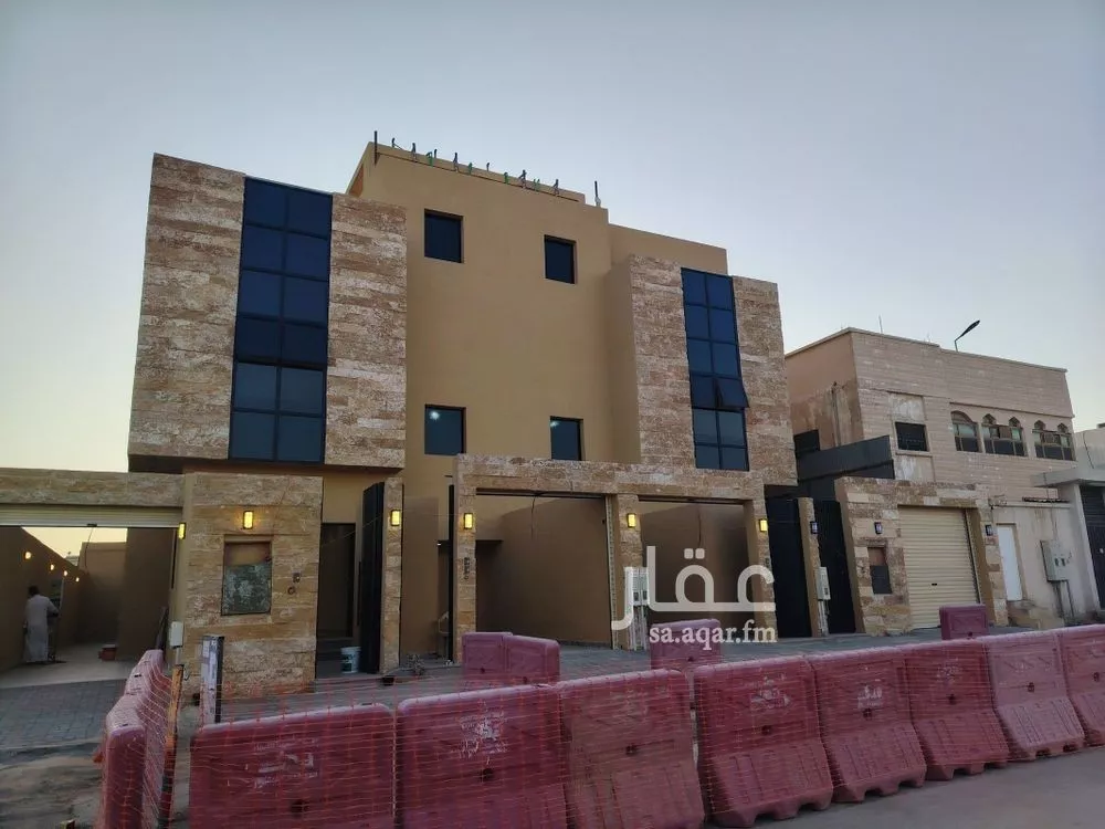 5 bedroom floor in Al Zahrah 2