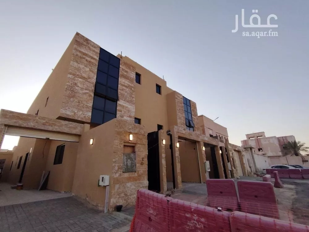 5 bedroom floor in Al Zahrah 17