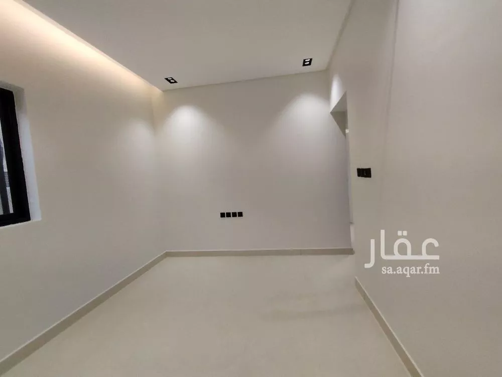 5 bedroom floor in Al Zahrah 19