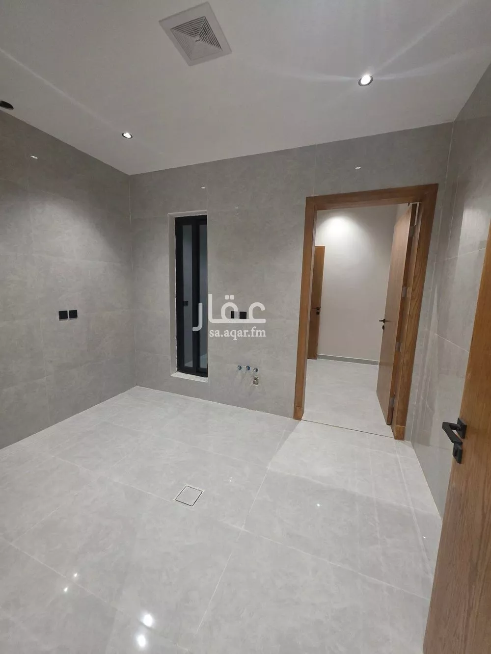 5 bedroom floor in Dirab 11