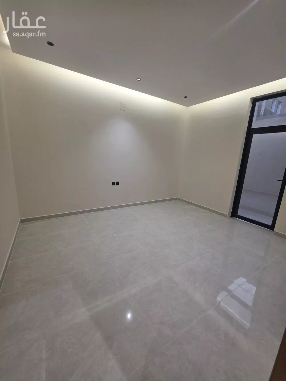 5 bedroom floor in Dirab 5