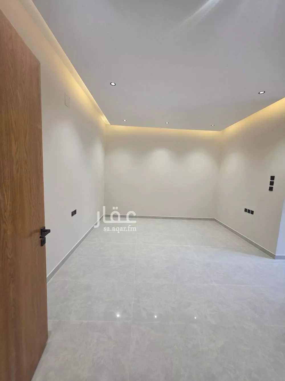 5 bedroom floor in Dirab 6