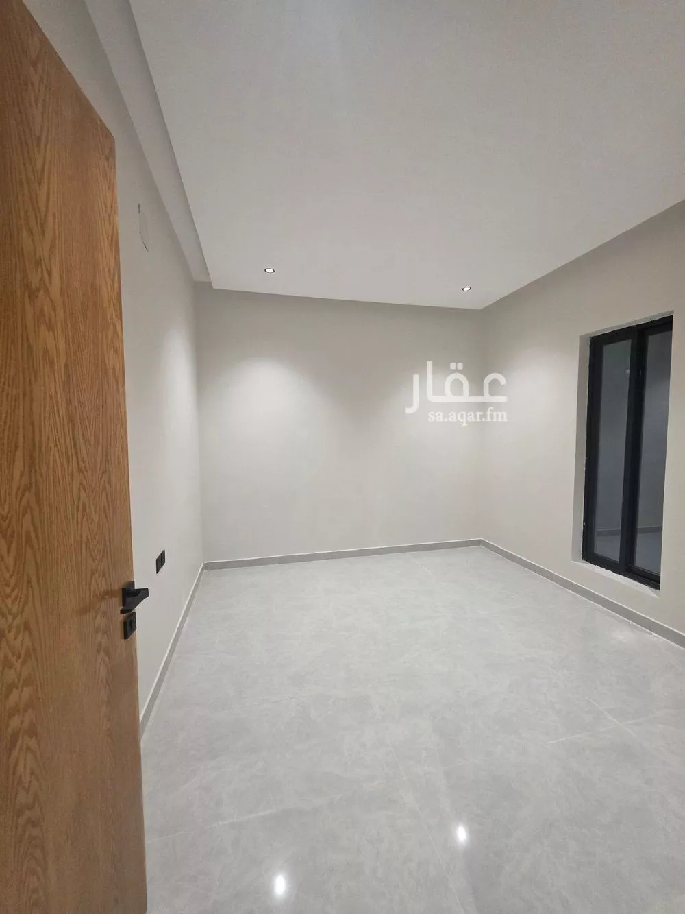 5 bedroom floor in Dirab 9