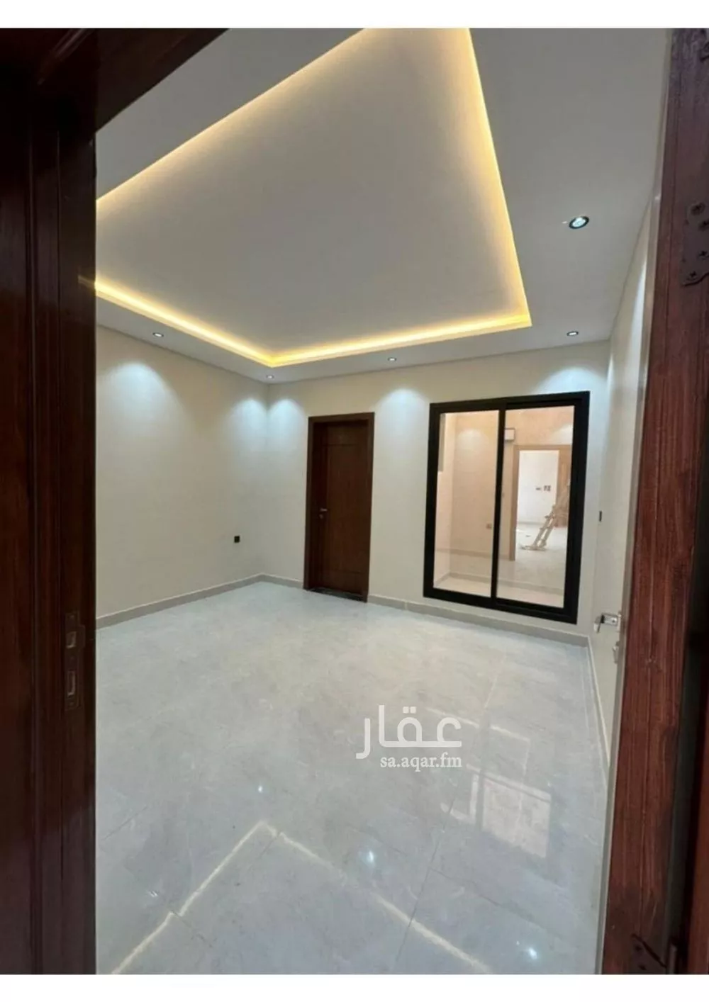 5 bedroom floor in Dirab 13