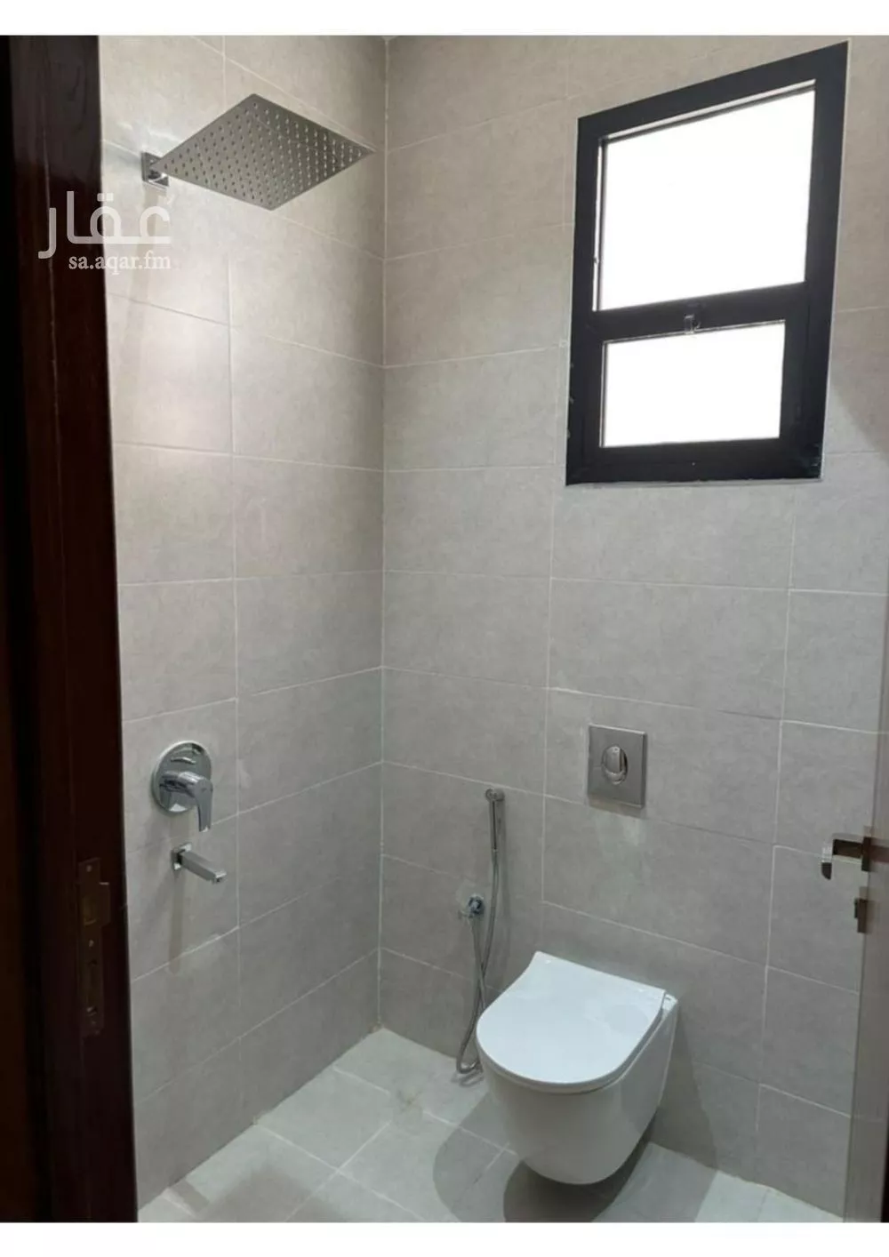 5 bedroom floor in Dirab 16