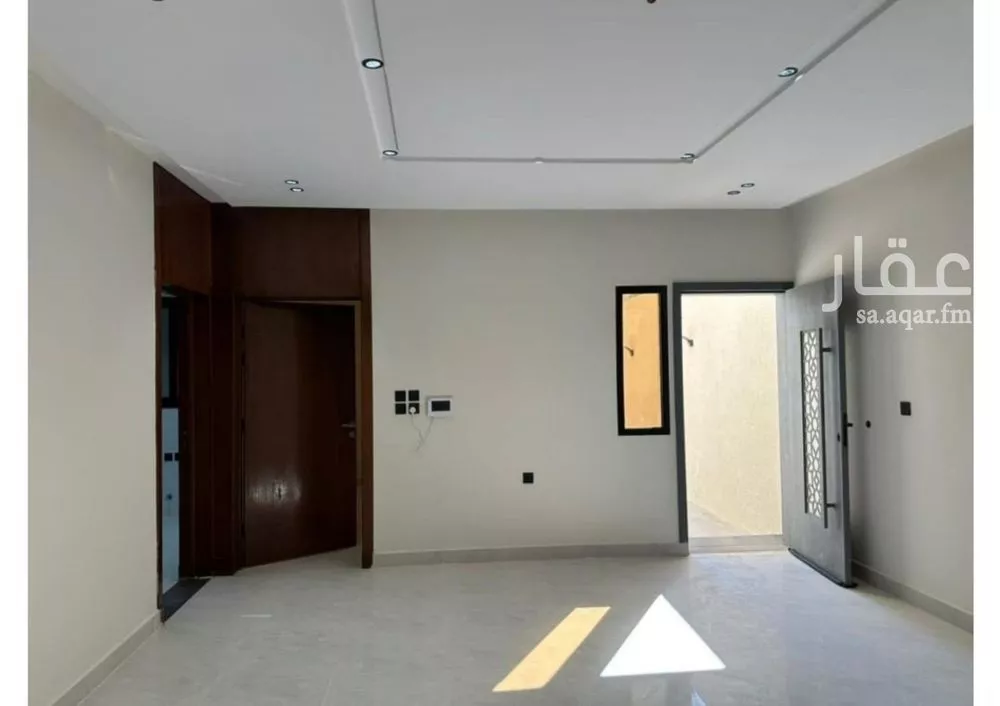 5 bedroom floor in Dirab 10