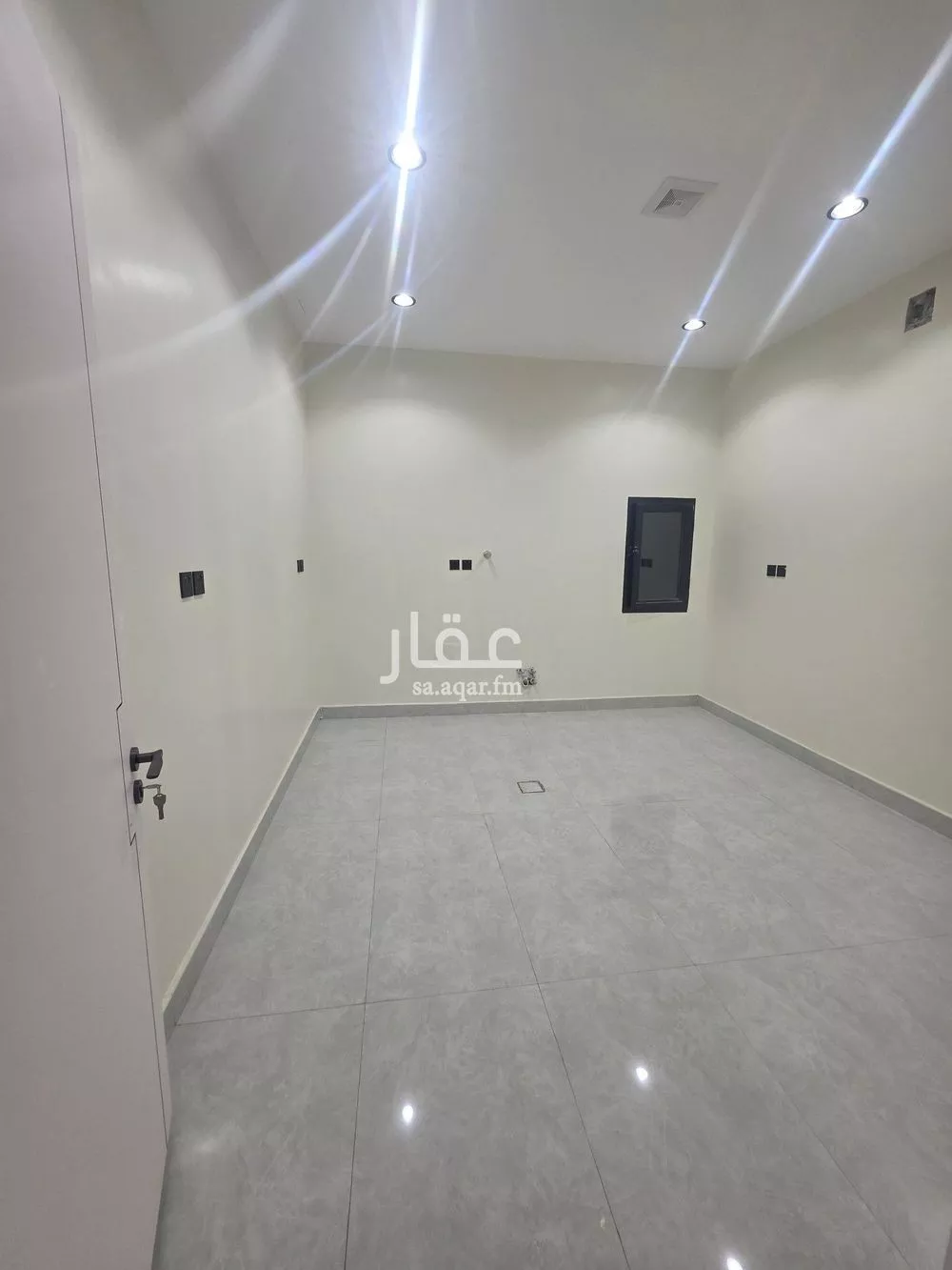 دور 5 غرف في الرمال 17