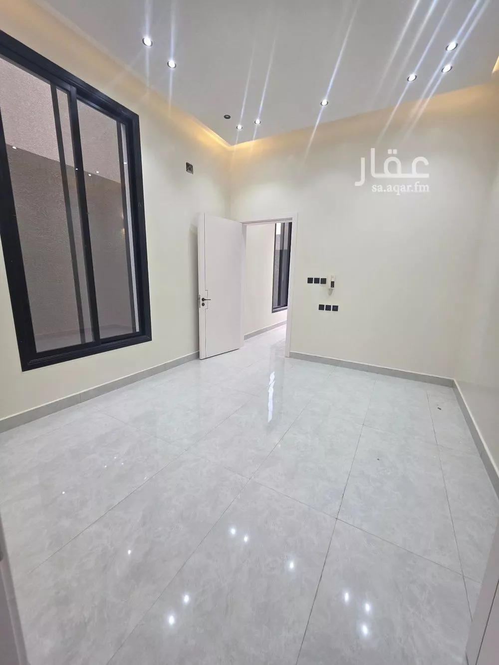 دور 5 غرف في الرمال 23
