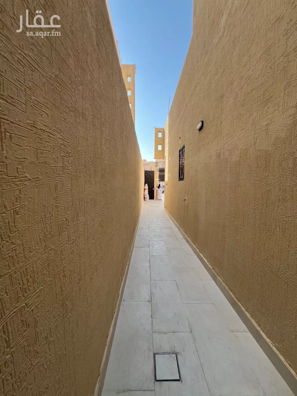 5 bedroom floor in Tuwaiq 11