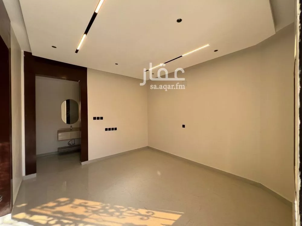 5 bedroom floor in Tuwaiq 23