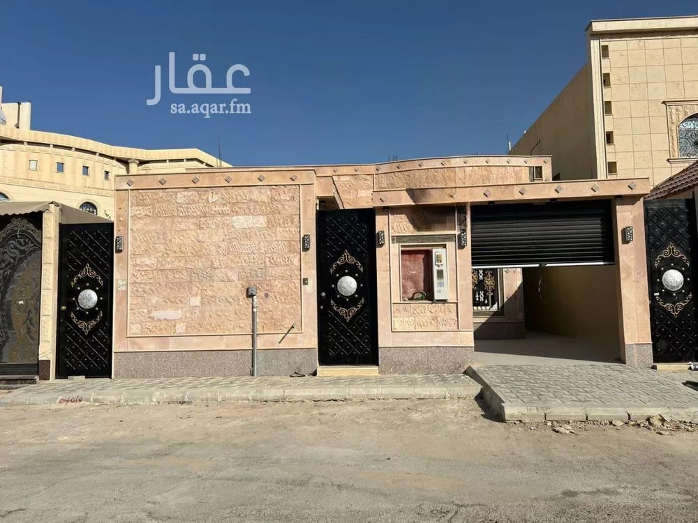 5 bedroom floor in Tuwaiq 5